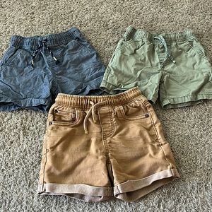 Set of 3 toddler boy short, size 2T